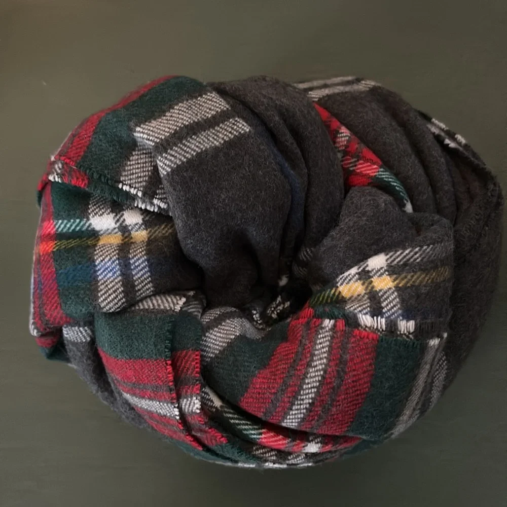 Men’s Plaid Gap Scarf